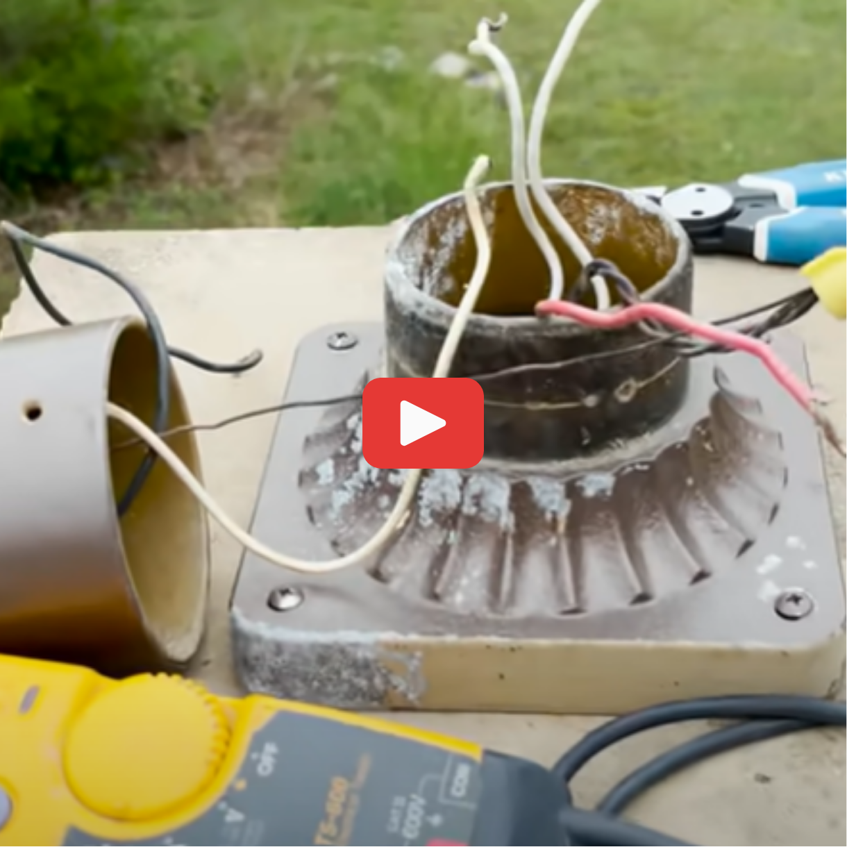 This is why Electricians don't use Romex in wet environments (TROUBLESHOOTING OUTDOOR LIGHTS)